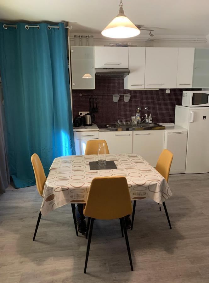 La Combe De Moulin Apartment Пезе-Нанкроа Екстериор снимка